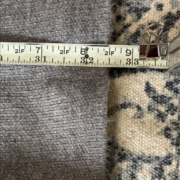 Chic Gray and Yellow Women's Cardigan - Picture 6 of 6